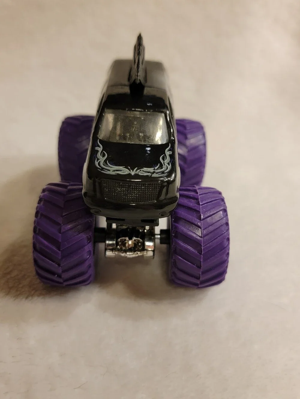 Hot Wheels Monster Jam Black Purple Mohawk Warrior Diecast Truck 1:64